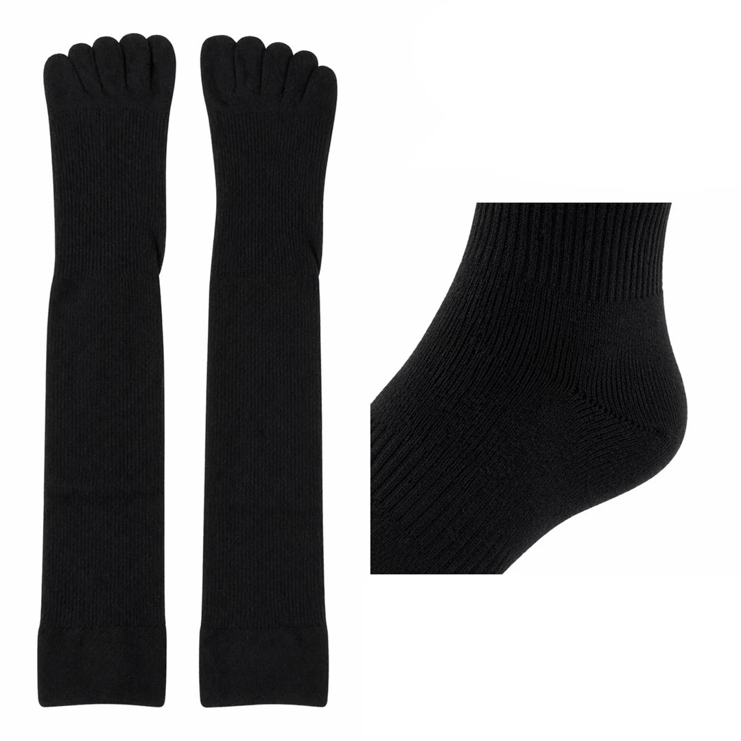 Calcetines con dedos negros marca Sowilo, extra largos para mayor abrigo y libertad de movimiento del antepié.