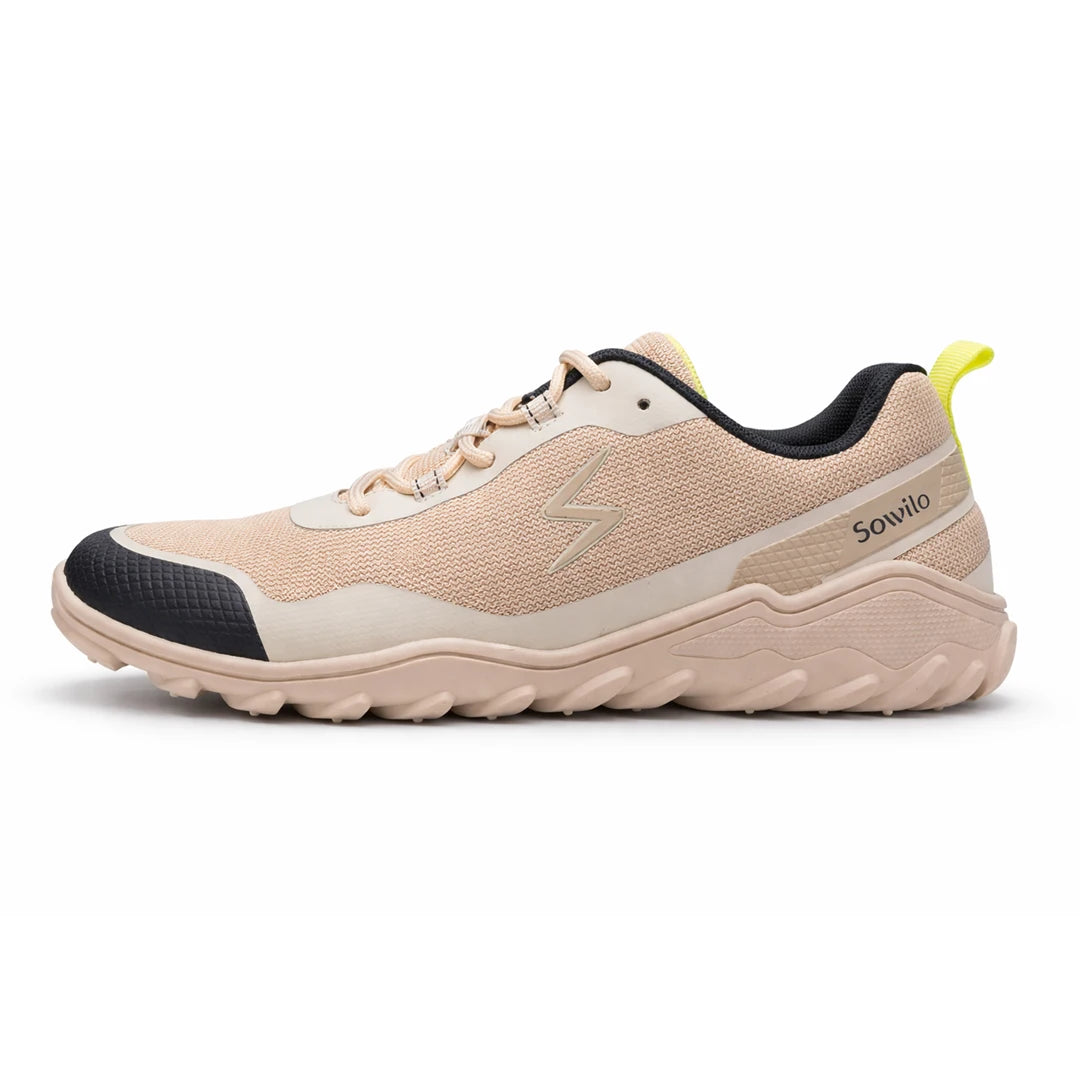 Calzado minimalista de exploración Sowilo Algiz beige, vista de perfil que resalta la suela delgada de 4mm para propiocepción.