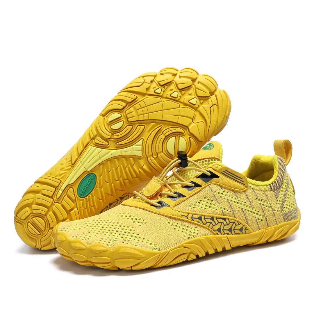Suela de caucho flexible con buen agarre para gimnasio y running.