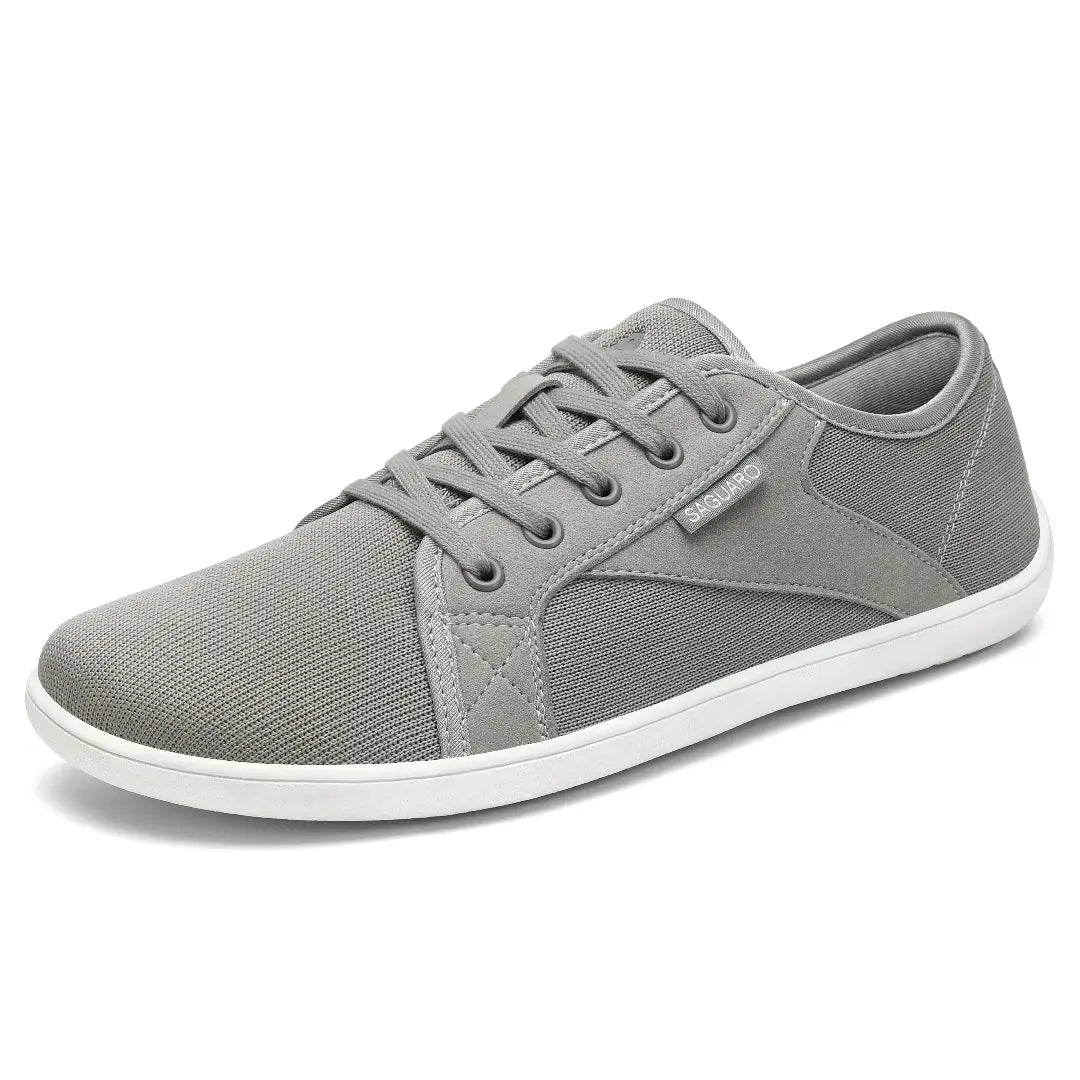 Zapatilla minimalista Saguaro gris, puntera ancha y zero drop.